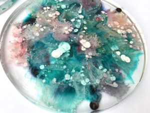 Read more about the article Resin Petri Dishes