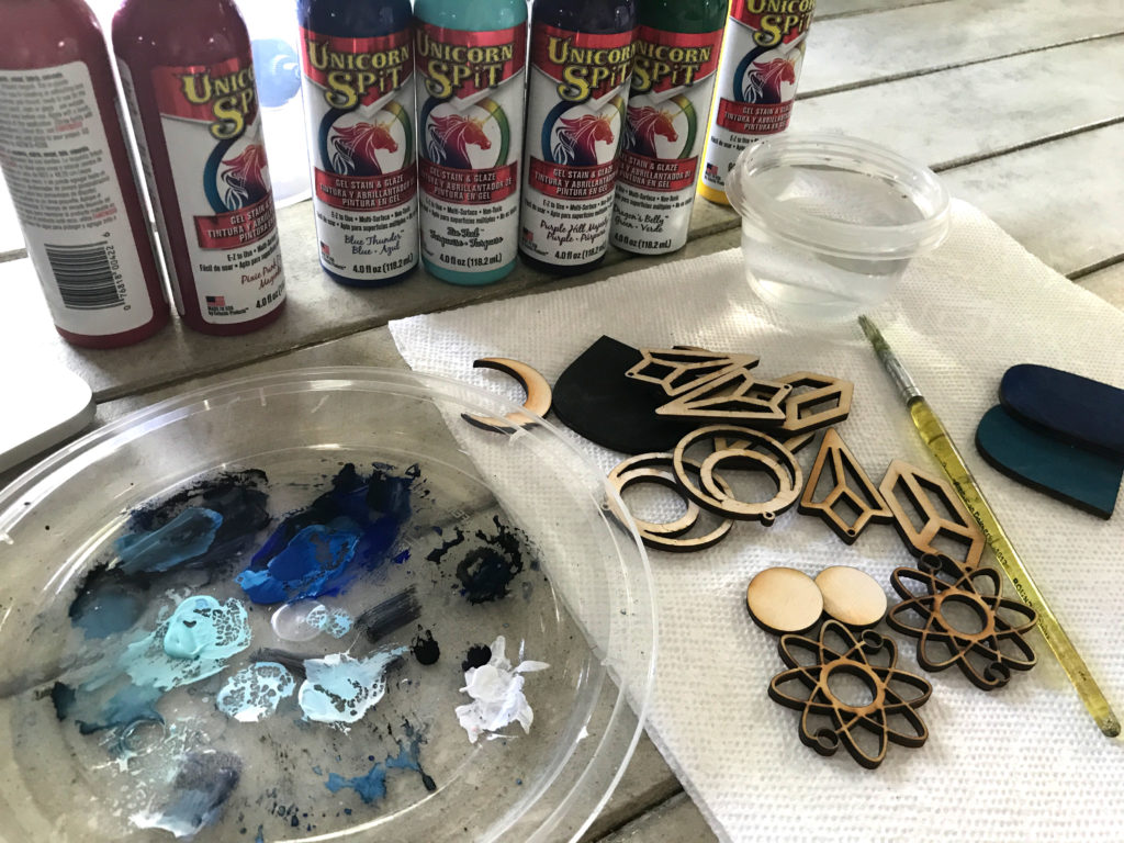 How to use UNiCORN SPiT for Art & Refinishing?